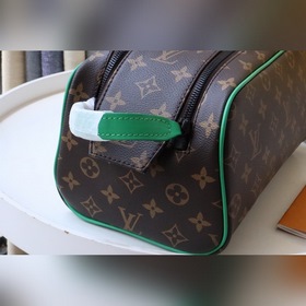 LV Артикул： M46253 Туалетная сумка Косметичка Элегантный внешни