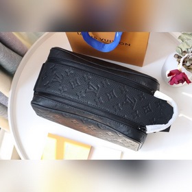 LV Dopp Kit туалетная сумка Артикул： M59478 Эта туалетная сумка