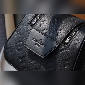 LV Dopp Kit туалетная сумка Артикул： M59478 Эта туалетная сумка