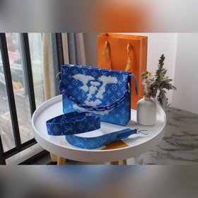 LV TOILET POUCH XL Туалетная сумка 67692 / 47542 с цепочкой Боль