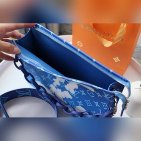 LV TOILET POUCH XL Туалетная сумка 67692 / 47542 с цепочкой Боль