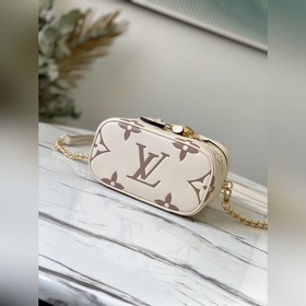 LV Артикул： M45599 Маленькая сумка Vanity Вдохновленная космети