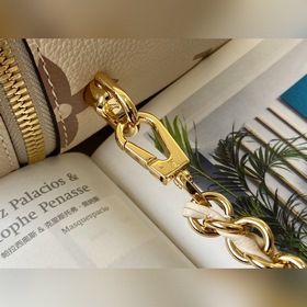 LV Артикул： M45599 Маленькая сумка Vanity Вдохновленная космети