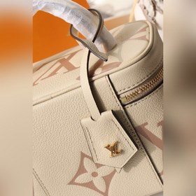 Артикул： M45599 Маленькая сумка Vanity Вдохновленная косметичкой