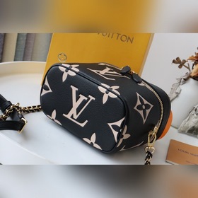 LV Артикул： M45599 Маленькая сумка Vanity Вдохновленная космети