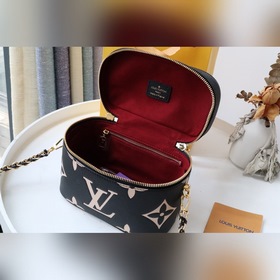 LV Артикул： M45599 Маленькая сумка Vanity Вдохновленная космети