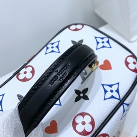 LV Сумка Vanity, маленькая Модель： M57482 Эта мини-сумка Vanity