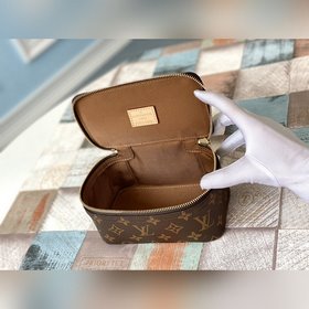 LV Модель M43688 Старинная шкатулка для драгоценностей в стиле «С