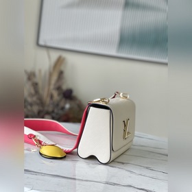 LV Артикул： M20681 Белый Средняя сумка Twist Изготовлена из зер