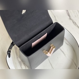 LV Средняя сумка Twist Артикул： M57667 Классическая сумка Twist