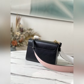 LV Средняя сумка Twist Артикул： M57667 Классическая сумка Twist