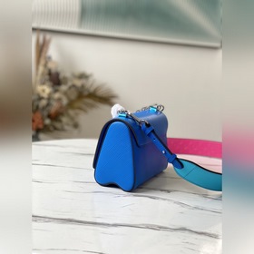 LV Артикул： M57669  Сумка Twist Small Яркие цвета кожи Epi, глу