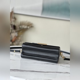 LV Артикул： M58568 Черный Сумка Twist среднего размера Из капсу