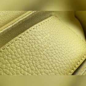 LV Модель： M58571  Сумка Twist Small Материалы сочетаются в это