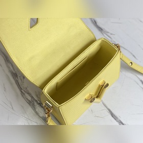 LV Модель： M58571  Сумка Twist Small Материалы сочетаются в это