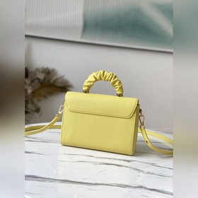 LV Артикул： M58571 Сумка Twist среднего размера Материалы сочет