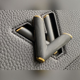 LV Артикул： M58688 Сумка Twist среднего размера Материалы сочет