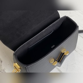 LV Модель： M58688 Маленькая сумка Twist Материалы сочетаются в 
