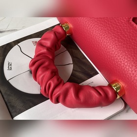 LV Модель： M58691 Twist, сумка небольшого размера Материалы соче
