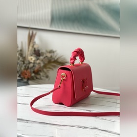 LV Модель： M58691 Twist, сумка среднего размера Материалы сочета