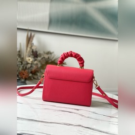 LV Модель： M58691 Twist, сумка среднего размера Материалы сочета