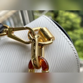 LV Артикул： M58715 Белая сумка среднего размера TWIST с волнисты