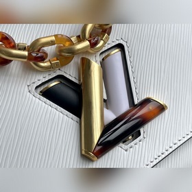 LV Артикул： M58715 Белая сумка среднего размера TWIST с волнисты