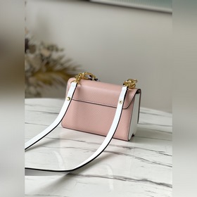 LV Артикул： M58715 Розовый мини-сумка Twist Изготовлена из зерни