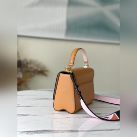 LV Артикул： M59026 TWIST Сумка среднего размера Средняя сумка Tw