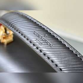 LV Артикул： M59027 TWIST Сумка среднего размера Средняя сумка Tw