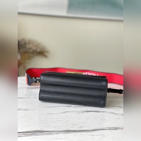 LV Артикул： M59027 TWIST Сумка среднего размера Средняя сумка Tw