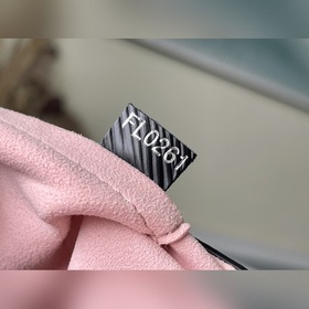 LV Артикул： M59416 (ремень на изделии зеленого цвета, возможны о