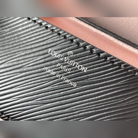 LV Артикул： M59416 (ремень на изделии зеленого цвета, возможны о