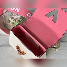 LV Модель： M59687 Маленькая сумка из кожи Epi Скошенный плечево