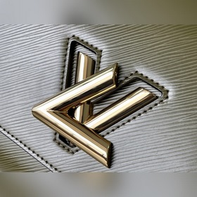 LV Модель： M59884 Двойная зеленая сумка среднего размера Изготов