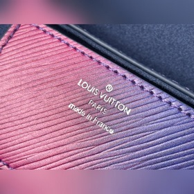 LV Артикул： M59894 Сумка среднего размера с градиентным фиолетов