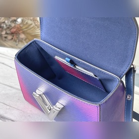 LV Артикул： M59896 Маленькая сумка с градиентным фиолетовым цвет