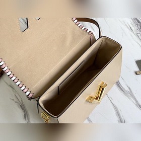 LV Артикул： M50283 Сумка среднего размера Twist в цвете абрикос 