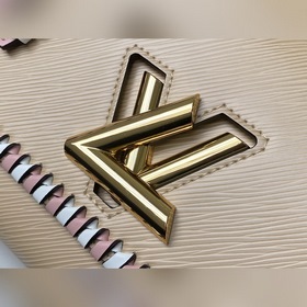 LV Артикул： M50283 Сумка среднего размера Twist в цвете абрикос 