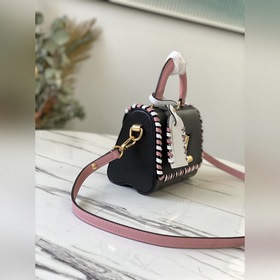 LV Модель： M57537 Twist Маленькая сумка из кожи Epi Мастерство м