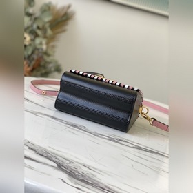 LV Модель： M57537 Twist Маленькая сумка из кожи Epi Мастерство м
