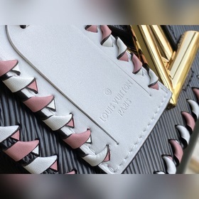 LV Модель： M57537 Twist Маленькая сумка из кожи Epi Мастерство м