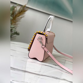 LV Артикул： M50283 Розовая сумка Twist среднего размера Сумка с 