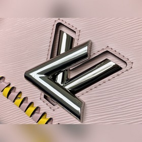 LV Артикул： M50283 Розовая сумка Twist среднего размера Сумка с 