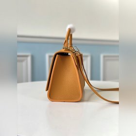 LV Модель M57136 Медный Twist One Handle Small Изготовлена из кож
