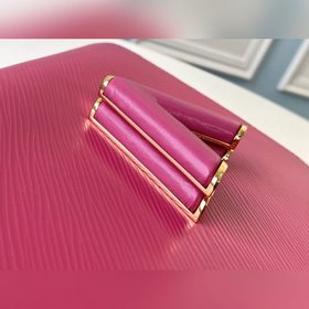 LV Модель M50282 Красная сумка с застежкой виде красного конверта