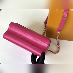 LV Модель M50282 Красная сумка с застежкой виде красного конверта