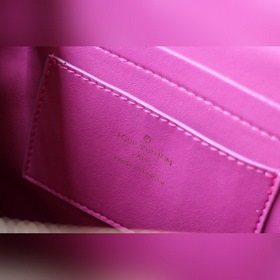 LV 【Маленькая сумка】 Артикул： m57093 Кожа Taurillon в сочетании