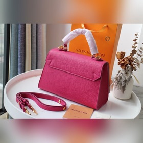 LV 【Маленькая сумка】 Артикул： m57093 Кожа Taurillon в сочетании