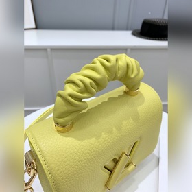 【TWIST Маленькая сумка】 Артикул： M58571 Желтый M58688 Черный M586
